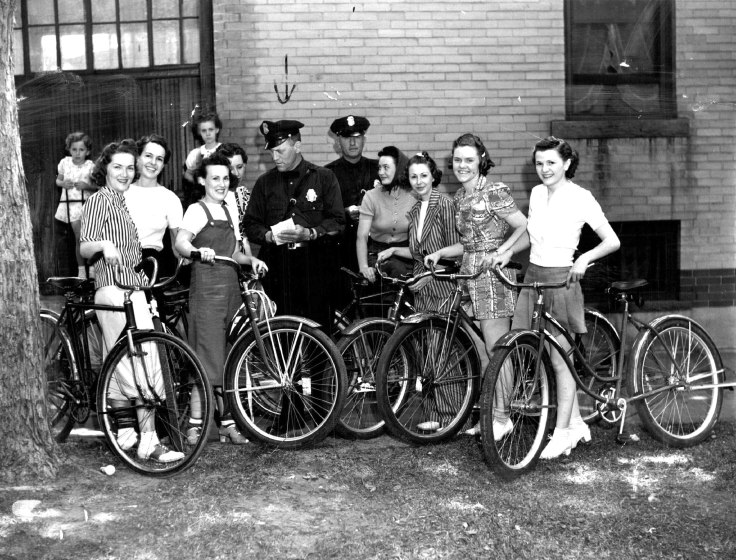 Bicycleswomenandpigs